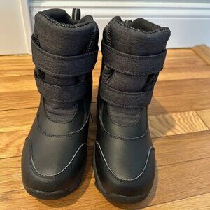 Boys - Winter Snow Boots Black Leather Waterproof Size 4